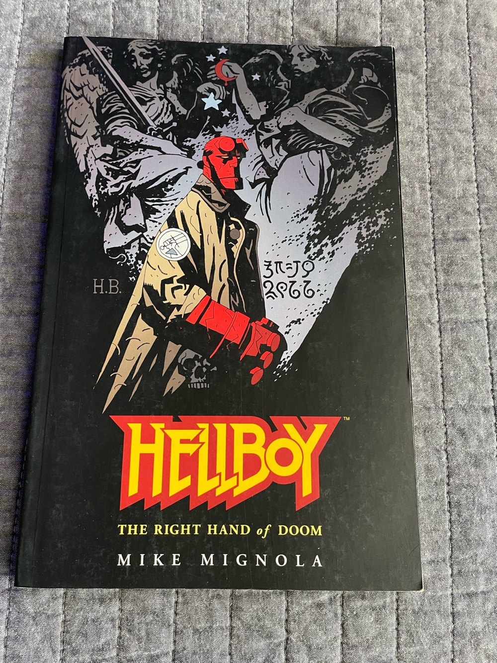 Hellboy Right Hand of Doom Mike Mignola 2000 Dark Horse 1st Printing Graphic Nov